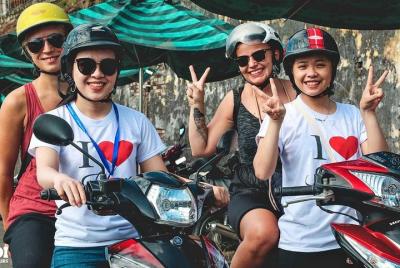 Tour personalizado de Hanoi en moto - 3,5 horas Tour personalizado de Hanoi en moto - 3,5 horas