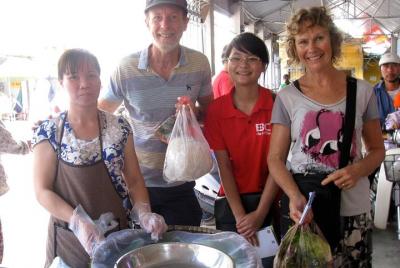 Clase de cocina de Hanoi con gente local Clase de cocina de Hanoi con gente local