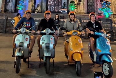 Vespa After Dark Tour en Hanói Vespa After Dark Tour en Hanói