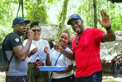 Túneles de Cuchi y delta del Mekong día completo