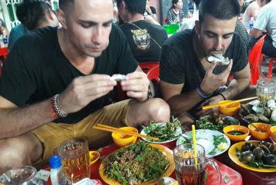 Comida de Saigon Street y visita turística Comida de Saigon Street y visita turística