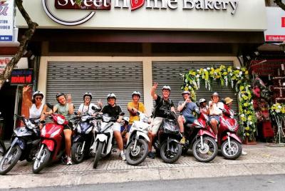 Explore los lugares escondidos de Saigón en motocicleta
