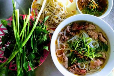 Ciudad de Hoi An y recorrido gastronómico. Ciudad de Hoi An y recorrido gastronómico.