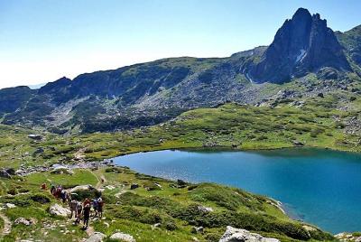 Los siete lagos de Rila y el monasterio de Rila Los siete lagos de Rila y el monasterio de Rila
