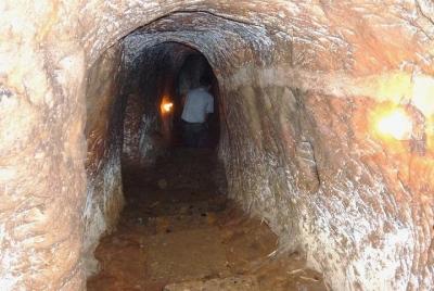Vinh Moc Tunnels & Khe Sanh Base de DMZ Vietnam - Tour privado