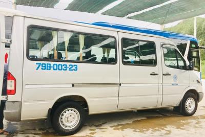 Traslado privado en furgoneta a Nha Trang desde el aeropuerto Traslado privado en furgoneta a Nha Trang desde el aeropuerto