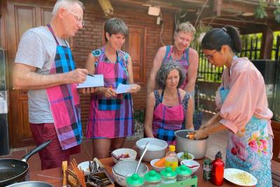 Clase de cocina casera vietnamita con un local en Phu Quoc Clase de cocina casera vietnamita con un local en Phu Quoc