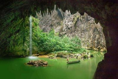 Excursión privada de un día al corredor de Yingxi y a la cueva Fa Excursión privada de un día al corredor de Yingxi y a la cueva Fa