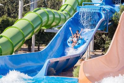 Entrada al parque acuático Fasouri Watermania Entrada al parque acuático Fasouri Watermania