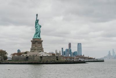 Visita a la Estatua de la Libertad y la Isla de Ellis Visita a la Estatua de la Libertad y la Isla de Ellis