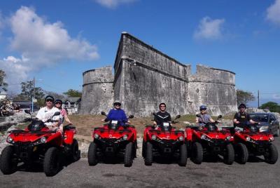 Recorrido en quad por la isla (receso en la playa, almuerzo y ti  Recorrido en quad por la isla (receso en la playa, almuerzo y ti