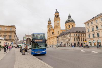 Excursión en autobús con paradas libres por la ciudad de Múnich Excursión en autobús con paradas libres por la ciudad de Múnich
