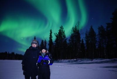 Excursión para grupos pequeños a Northern Lights Wilderness desde