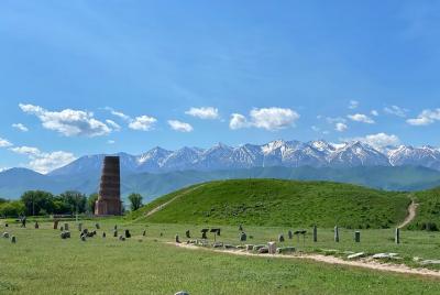 La antigua torre de Burana + Bishkek city tour, 1 día La antigua torre de Burana + Bishkek city tour, 1 día