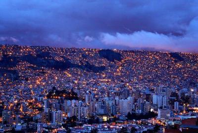 Recorrido cultural por los pubs de La Paz Tour nocturno