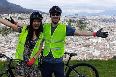Descubre la ciudad de Quito sobre 2 ruedas
