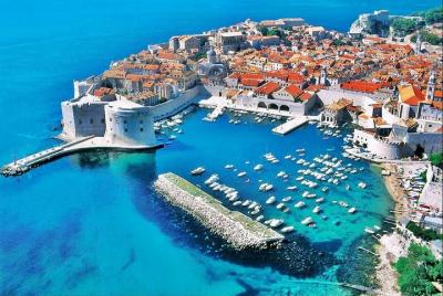 Tour de un día desde Sarajevo a Dubrovnik con las cataratas Mosta