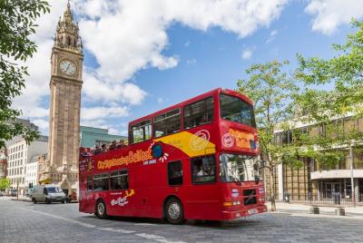 Recorrido turístico en autobús con paradas libres por la ciudad d Recorrido turístico en autobús con paradas libres por la ciudad d