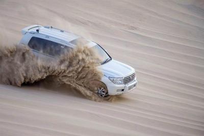 (Privado) Desert Safari Dune Bashing, Camel Ride, Sand Boarding,  (Privado) Desert Safari Dune Bashing, Camel Ride, Sand Boarding,