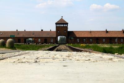 Excursión de día completo al campo de concentración de Cracovia y Excursión de día completo al campo de concentración de Cracovia y
