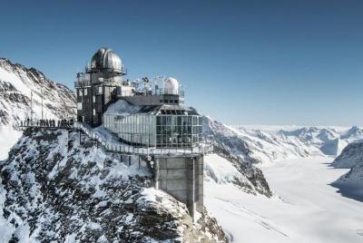 Excursión de un día a los Alpes suizos desde Zúrich: Jungfraujoch Excursión de un día a los Alpes suizos desde Zúrich: Jungfraujoch
