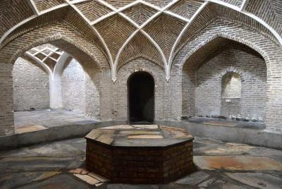 Bukhara Hammam tradicional para mujeres / baño del siglo XVI