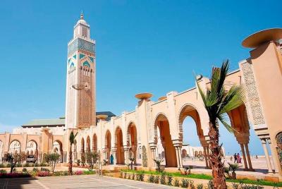Visita guiada a la mezquita Casablanca Hassan II con recogida en  Visita guiada a la mezquita Casablanca Hassan II con recogida en