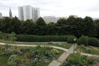 Flâneurs of Belleville: Explore el arte de caminar por la ciudad en un recorrido a pie de audio Flâneurs of Belleville: Explore el arte de caminar por la ciudad en un recorrido a pie de audio