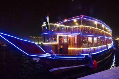 Dhow Cruise Dinner en Dubai Creek