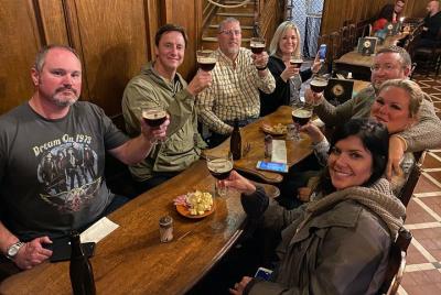 Tour todo en uno de gofres de cerveza y chocolate de Bruselas y w