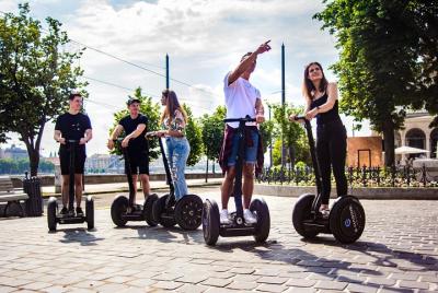 Visitas guiadas a Budapest para grupos pequeños en Segway
