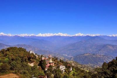 Excursión privada de un día completo con amanecer en Nagarkot y B