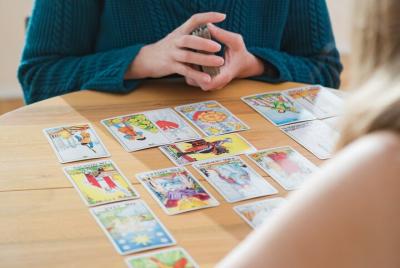 Lectura privada de tarot: para grupos o aventureros en solitario