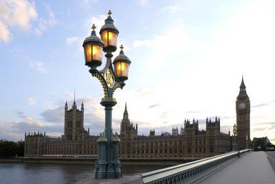Recorrido por la ciudad de Londres y crucero por el río Támesis c