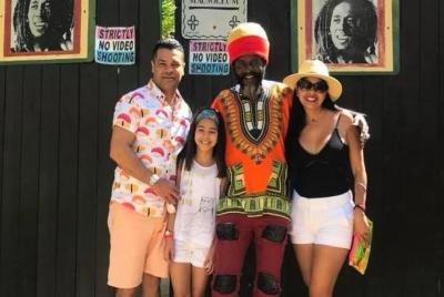 Viaje Compartido del Mausoleo Bob Marley Nueve Millas Jamaica des Viaje Compartido del Mausoleo Bob Marley Nueve Millas Jamaica des