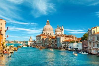 Traslado compartido para salidas: hoteles de Venecia a Venecia a 