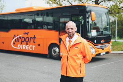 Traslado desde el aeropuerto de Islandia desde Reykjavik a Keflav