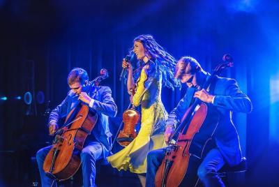 El espectáculo musical y vocal de Johnson Strings