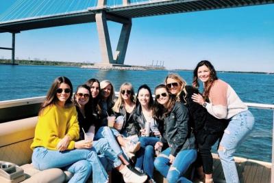 Crucero Wine Down Wednesday Harbor en Charleston Crucero Wine Down Wednesday Harbor en Charleston