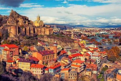 Traslado privado desde el aeropuerto internacional de Tbilisi (TB
