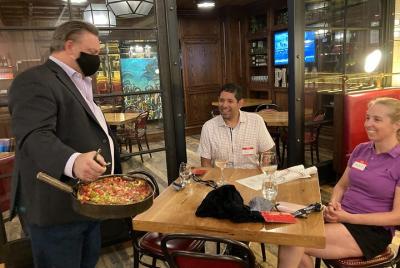 Friday Pizza Walk del centro de Chicago