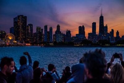 Chicago de noche: crucero de 90 minutos por el río y el lago Chicago de noche: crucero de 90 minutos por el río y el lago