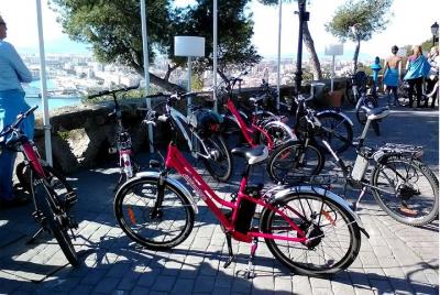Recorrido en bicicleta eléctrica a las 14.00 h: ¡Una experiencia  Recorrido en bicicleta eléctrica a las 14.00 h: ¡Una experiencia