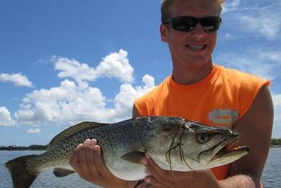Alquiler de vacaciones de pesca costera Alquiler de vacaciones de pesca costera