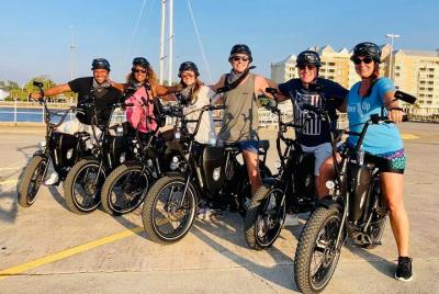 Aventura en bicicleta eléctrica Happy Hour en la ciudad de Panamá Aventura en bicicleta eléctrica Happy Hour en la ciudad de Panamá