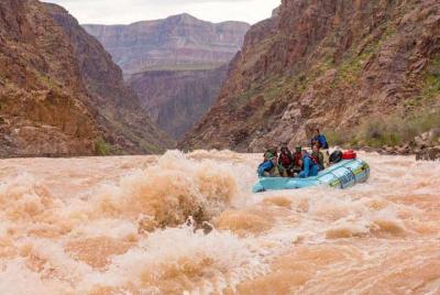 Excursión de un día de rafting en el Grand Canyon Excursión de un día de rafting en el Grand Canyon