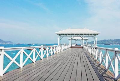 Serenidad real observada en Koh Si Chang