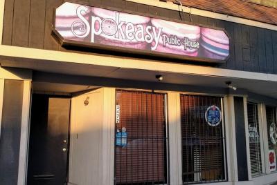 Fresno Bar Hunt: Fresno se vuelve extraño Fresno Bar Hunt: Fresno se vuelve extraño