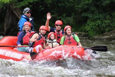 Tour de rafting en el río Pigeon Lower Tour de rafting en el río Pigeon Lower