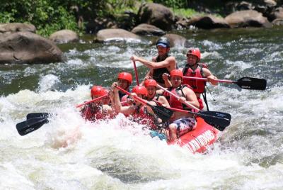 Viaje de rafting en el río Upper Pigeon desde Hartford Viaje de rafting en el río Upper Pigeon desde Hartford